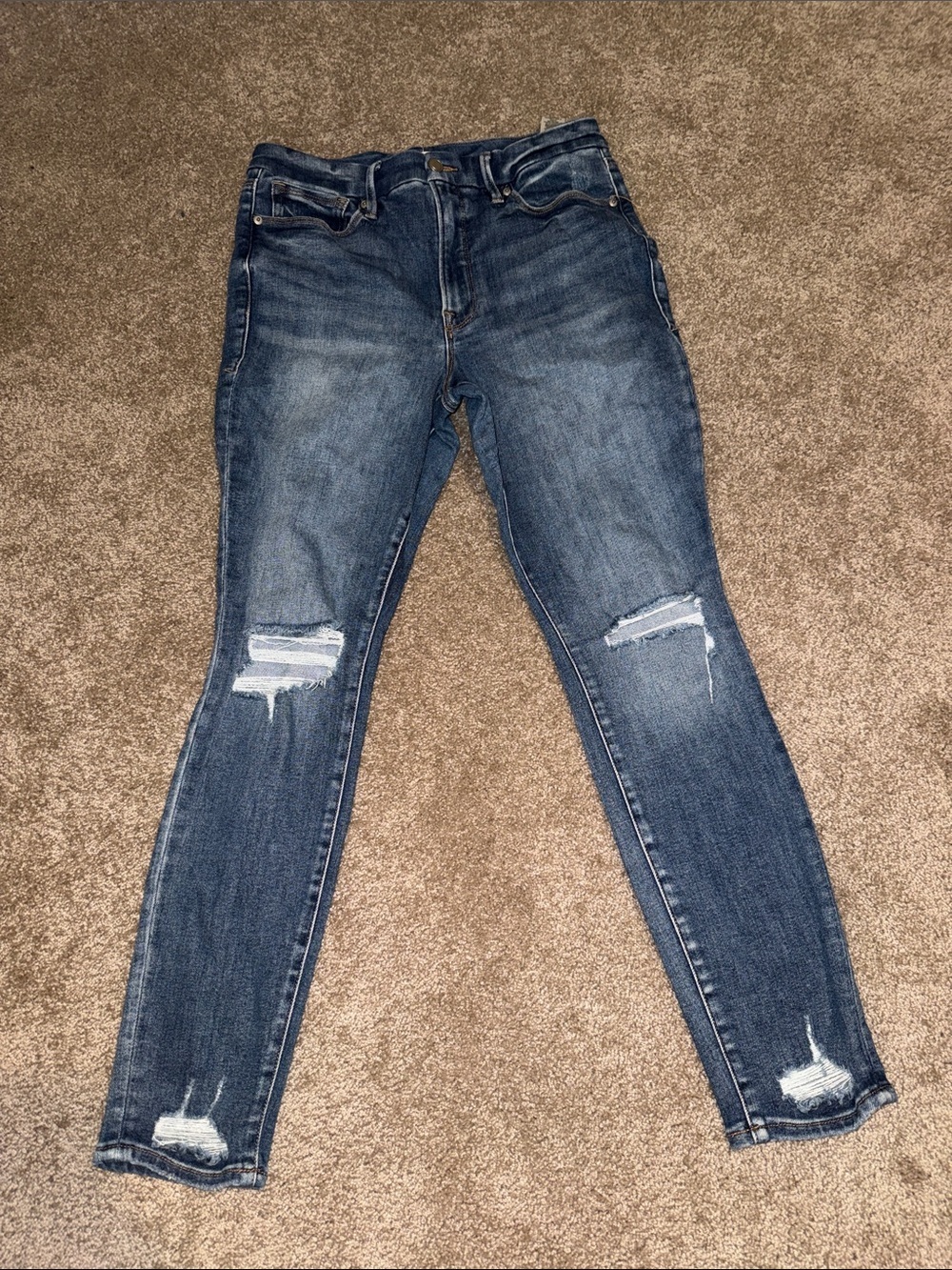 Good American Medium Blue Distressed Skinny Jeans 12/31